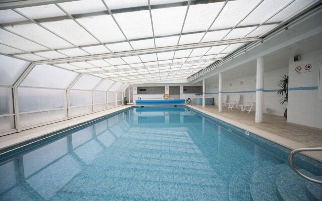 Hotel Feira Pedra Bela