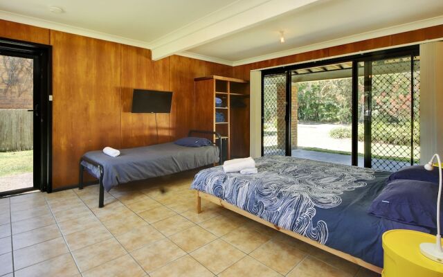 Ammaboolah at Hat Head