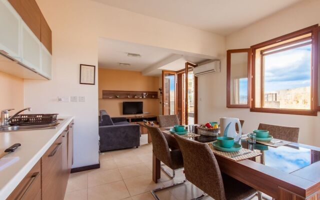 Harbour Views Gozitan Villa + Shared Pool