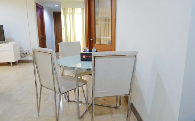Spacious 2br Slipi Apartment Near Senayan