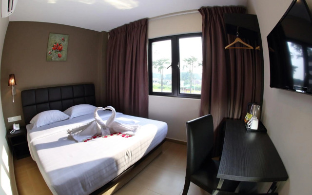 GL Hotel