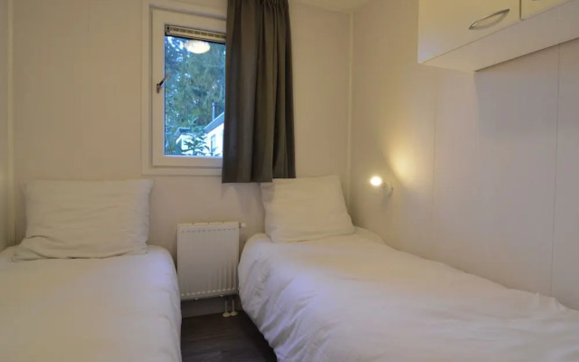 Cosy Chalet w/ Garden Patio