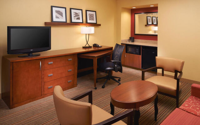 Courtyard by Marriott Louisville East