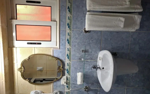 HavanaKLiz Bed & Breakfast PLAYA