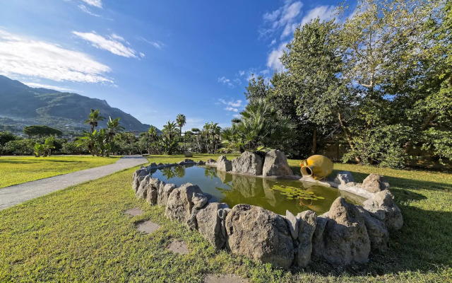 Hotel Zaro