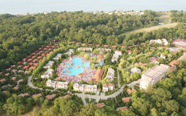 Atlant Holiday Village