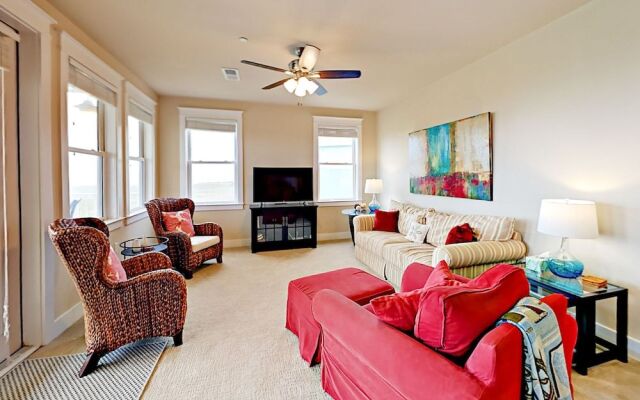 Pointe West #203 - 3 Br Condo