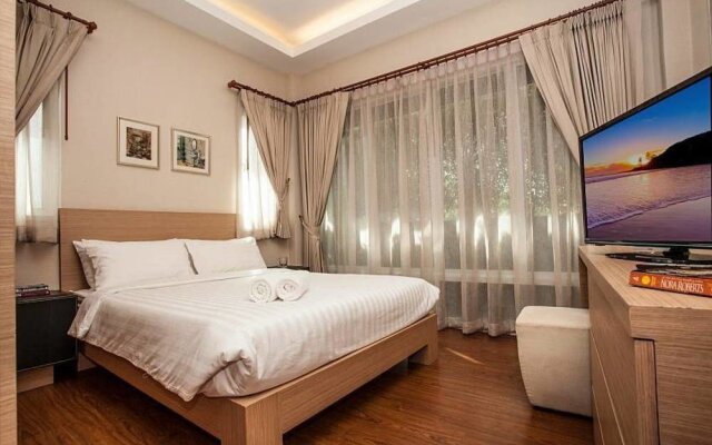 Jomtien Lamore Villa 2 Bedroom with Jacuzzi Pool