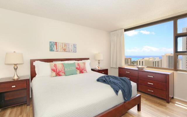 Waikiki Banyan #2608-T2