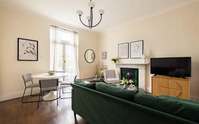 The Notting Hill Base - Charming 2bdr With Balcony