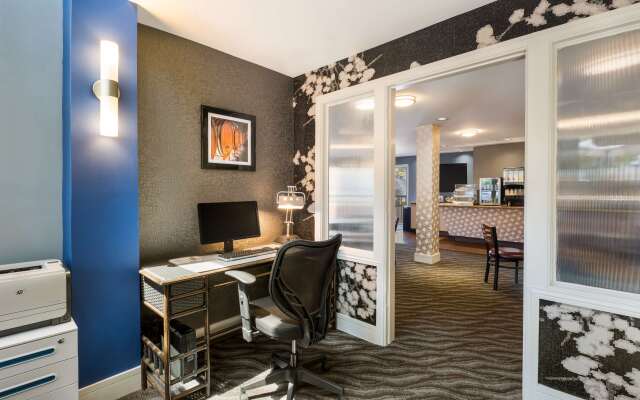 SureStay Plus Hotel by Best Western Mountain View