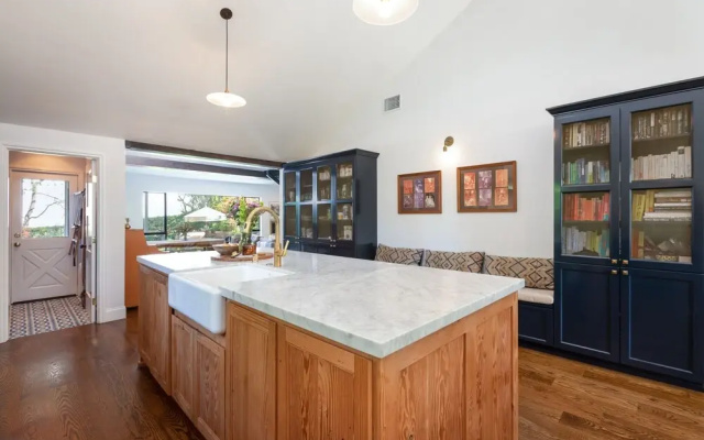 Silver Lake 3br W/ Water Views 3 Bedroom Home