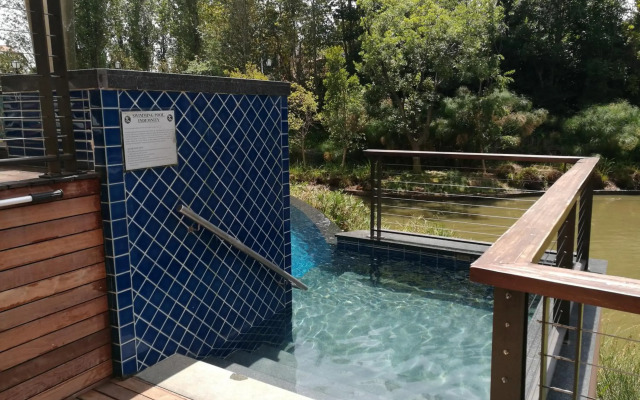 Pivot Hotel Montecasino