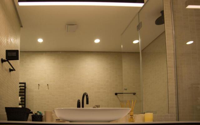 Leona Residences Apartment