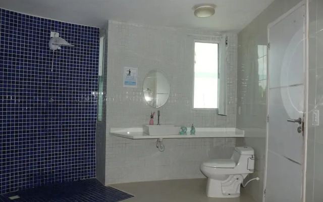 Mansao 6 suites c piscina e jacuzzi 082M