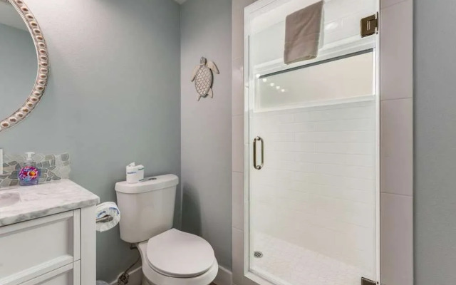 Ew429-chillin at the Beach