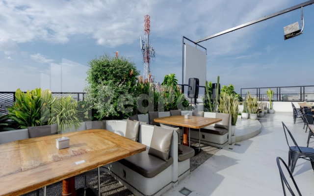 Travel Biz Hotel Medan Mitra RedDoorz