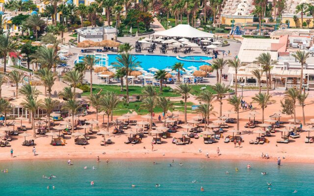 Mirage Bay Resort and Aqua Park