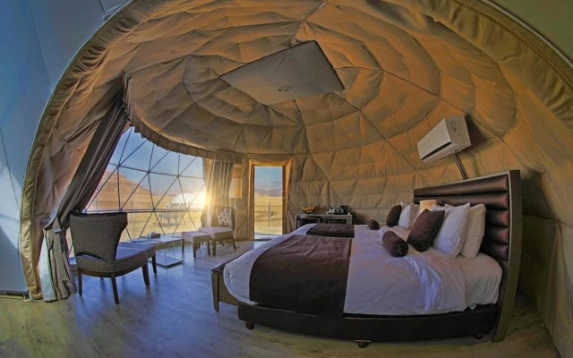 Wadi Rum UFO Luxotel - Campsite