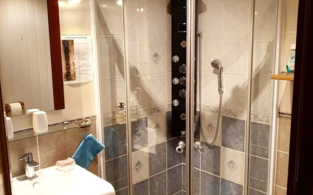 Aux Chambres Sussuriennes