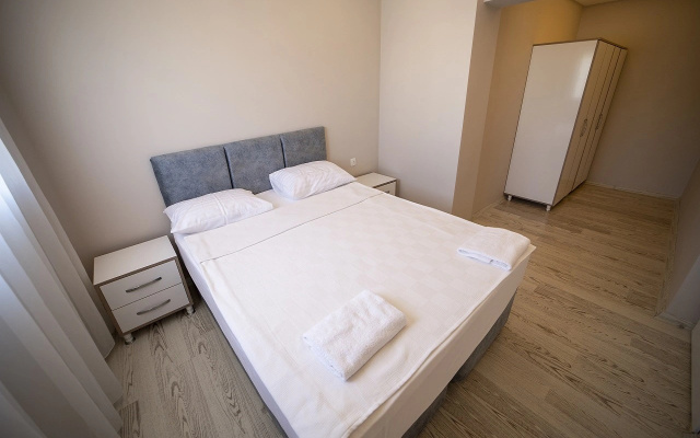 Silver Tower Family Apart Otel