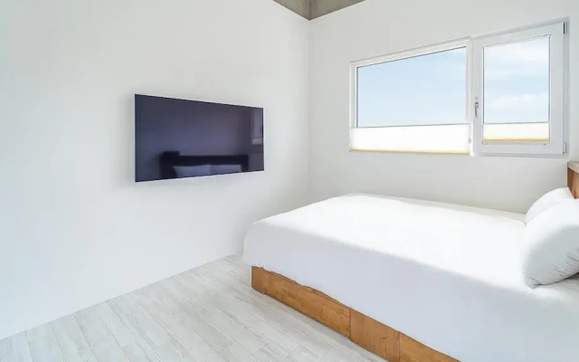 Jeju Themoon Poolvilla