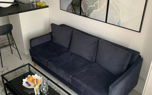 NEW modern apartment