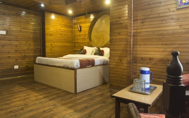 OYO 3303 Hotel Broadway Annexe