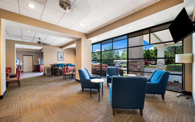 Comfort Suites Northlake