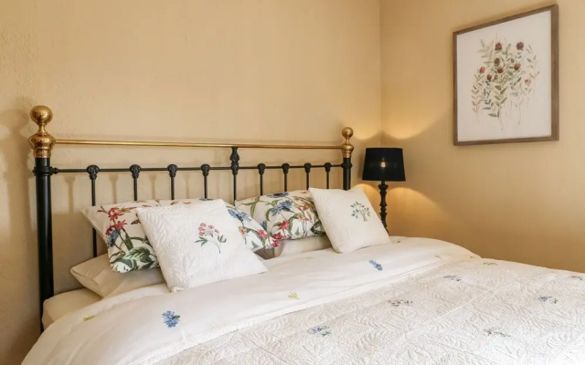 Bluebell Cottage
