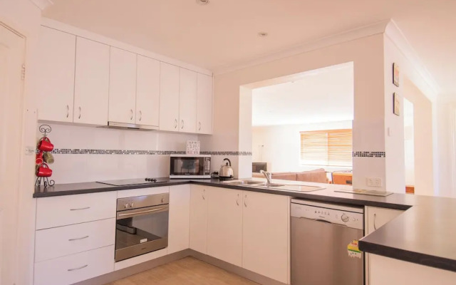 Family Oasis At Busselton