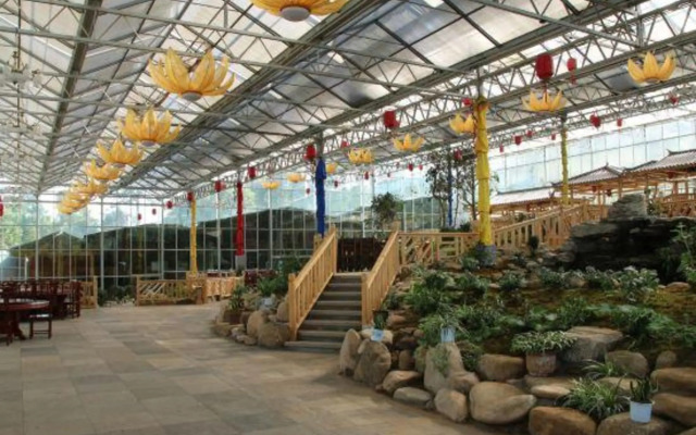 Chaboyuan hot spring Hotel