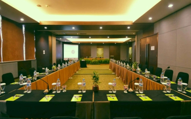 IPB Hotel And Convention Center