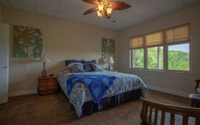 Turtle Ridge 5 Bedrooms 4.5 Bathrooms Home