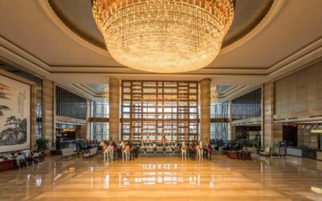 Hewitt Grand Hotel