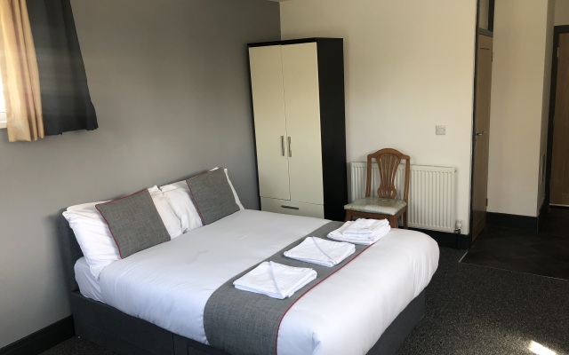 Devine Beach Hotel, Westcliff Southend-On-Sea