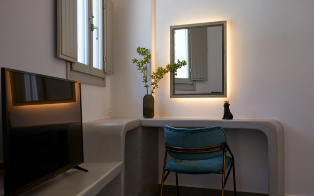 Mountain and Sea Suites