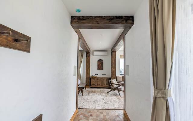 Uma Residence & Suites