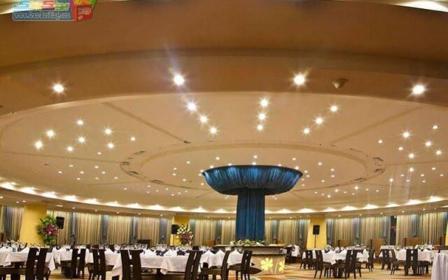 Shiraz Grand Hotel