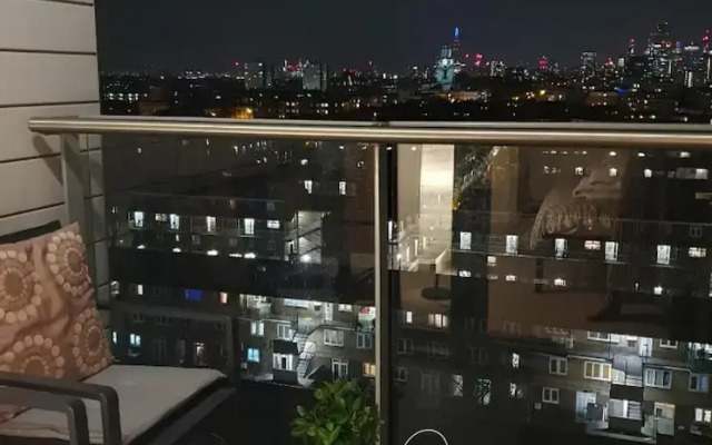 Apartmentsleeps3-balcony-near Canarywharf-gym
