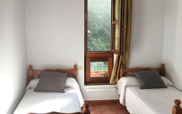 Albergue Cabrales - Hostel