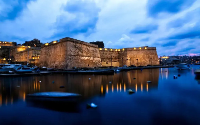 A Unique 400-year-old Modern Maltese Home