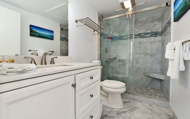 Island Surf 306 condo