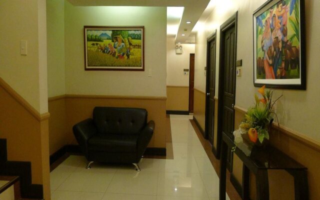 Siayan Travellers Inn
