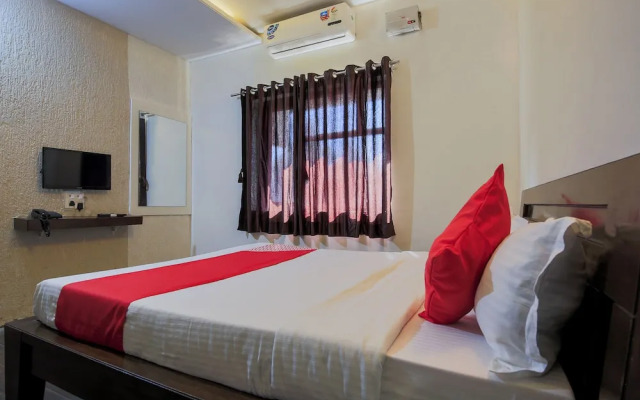 OYO 9518 Hotel Aqua Mira