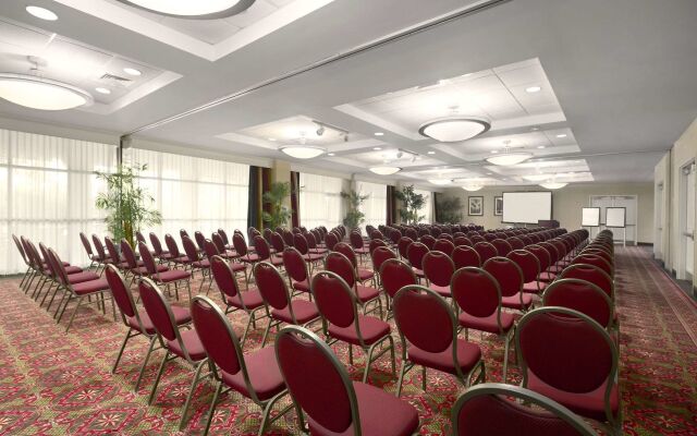 Embassy Suites by Hilton Fort Myers Estero