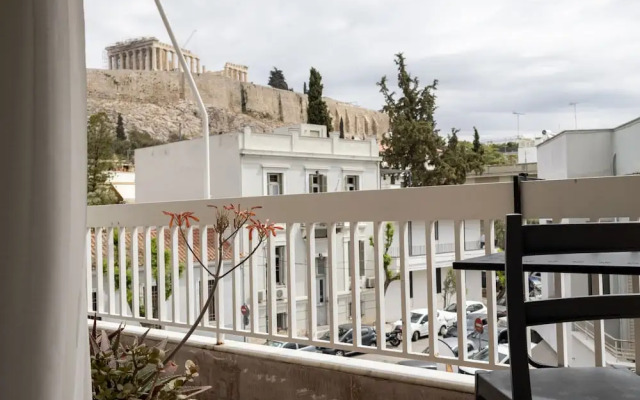 Massive 2-apartment Combo Unbeatable Acropolis Views Sleeps 9