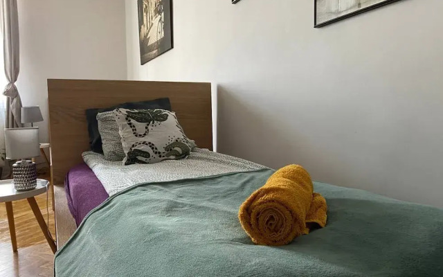 Real Vip Hostel