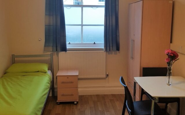 Bowden Court - Hostel