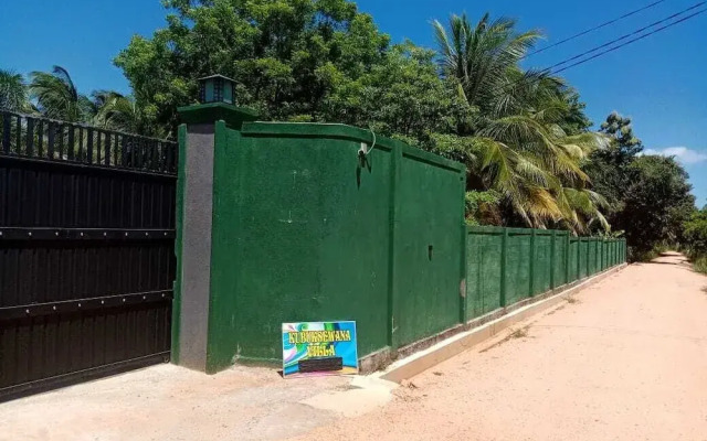 Kumbuk Sewana Villa
